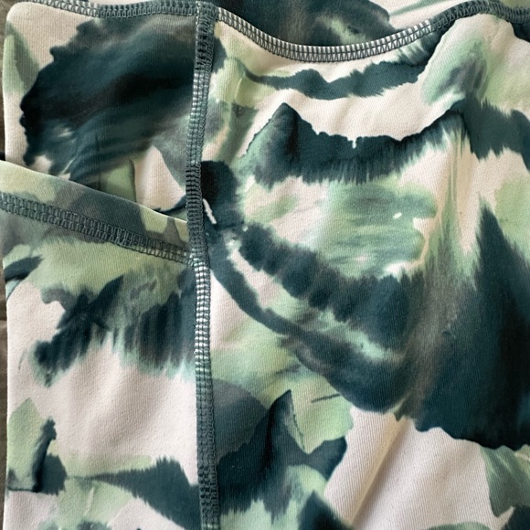 Matching Set - Picture 4 of 5